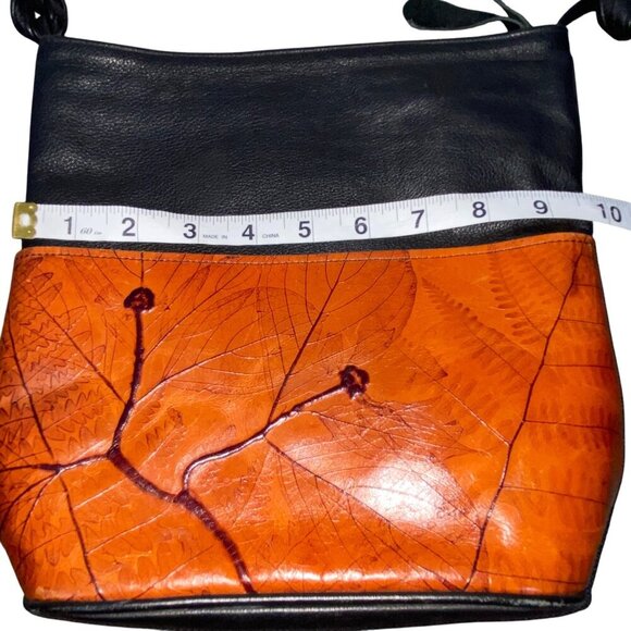 Leaf Leather C.L. Whiting Collection Leather Shoulder Bag W/ Embossed Leaves - Picture 15 of 16